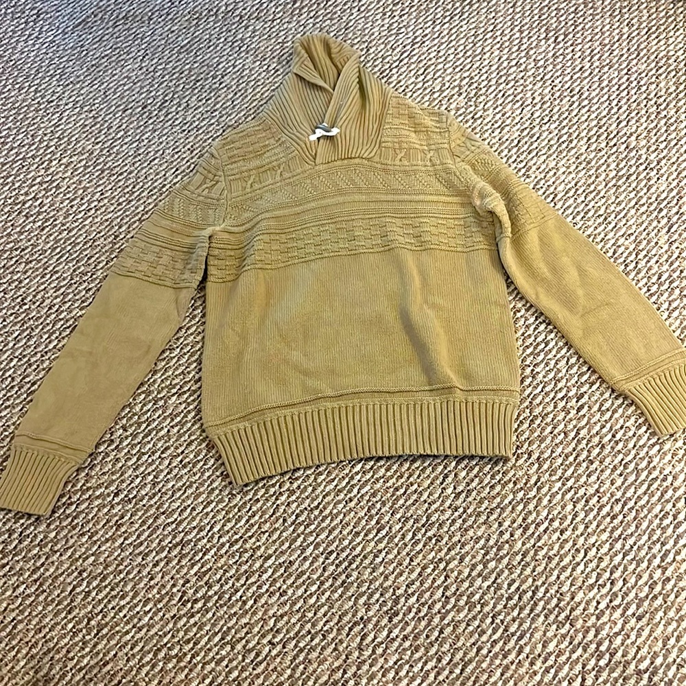 H&M khaki shawl toggle button sweater size large cable top
